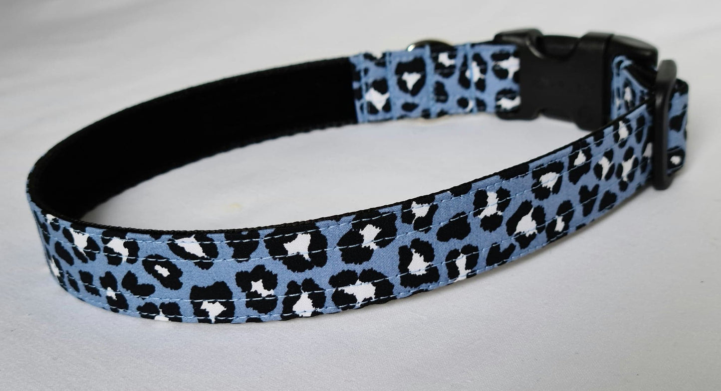 Blue Leopard Print Collar