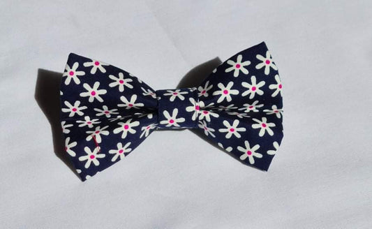 Navy & Pink Daisy Bow Tie