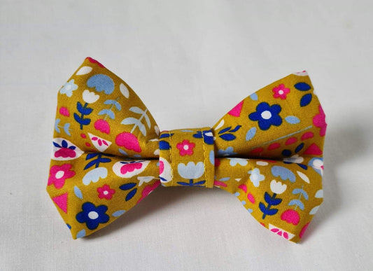 Mustard Scandi Floral Bow Tie