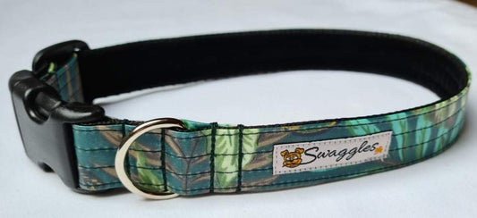 Green Jungle Laminated Collar