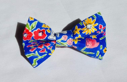 Cornflower Blue Country Flowers Bow Tie
