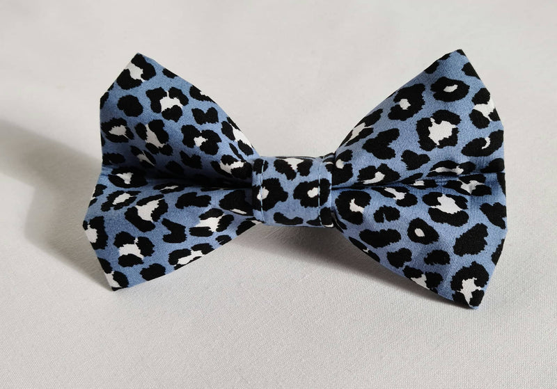 Blue Leopard Print Bow Tie