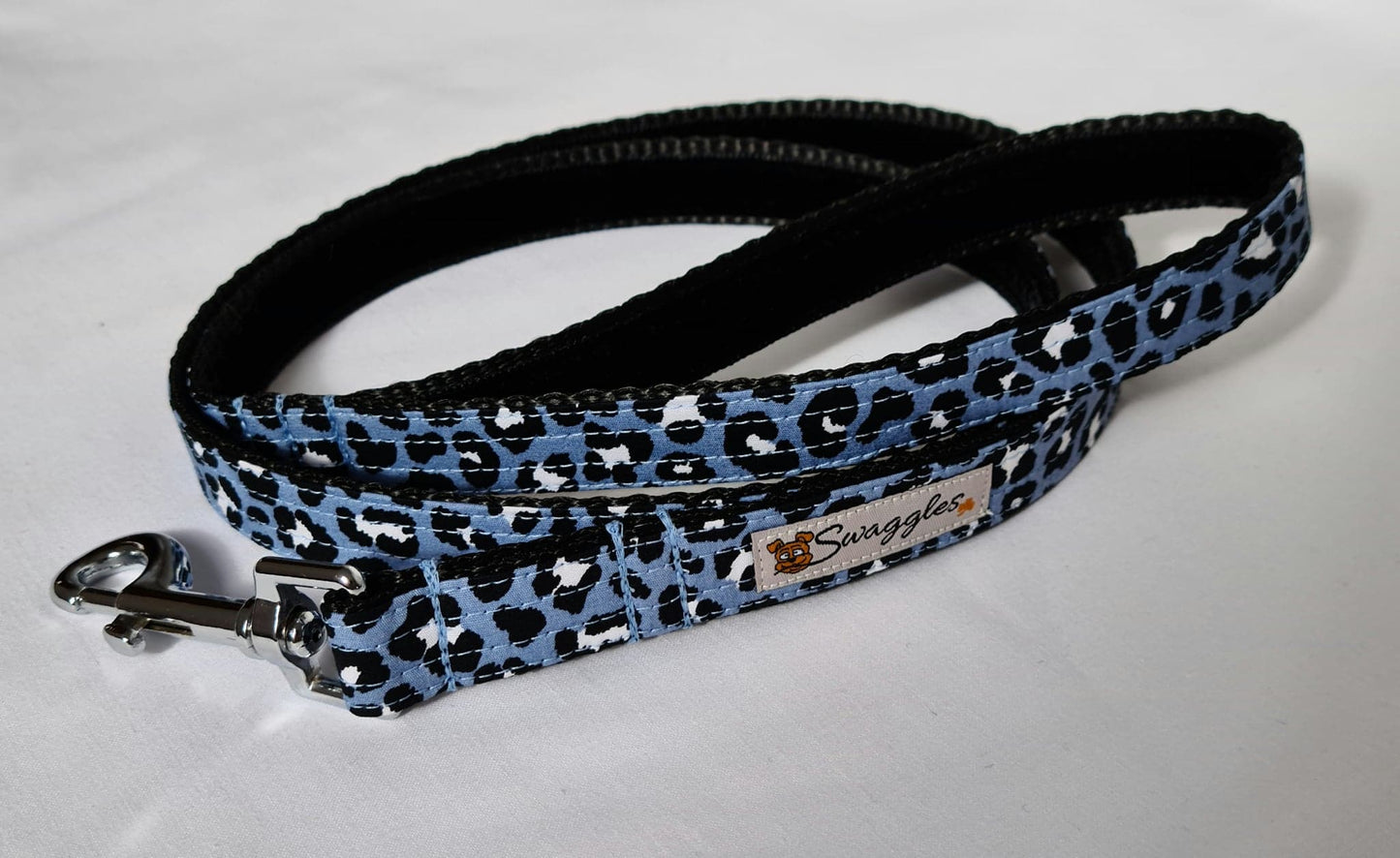 Blue Leopard Print Lead
